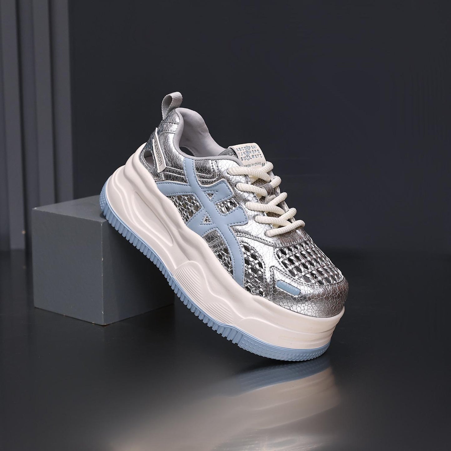 Women's Summer Hollow Mesh Surface Breathable Platform Sneakers