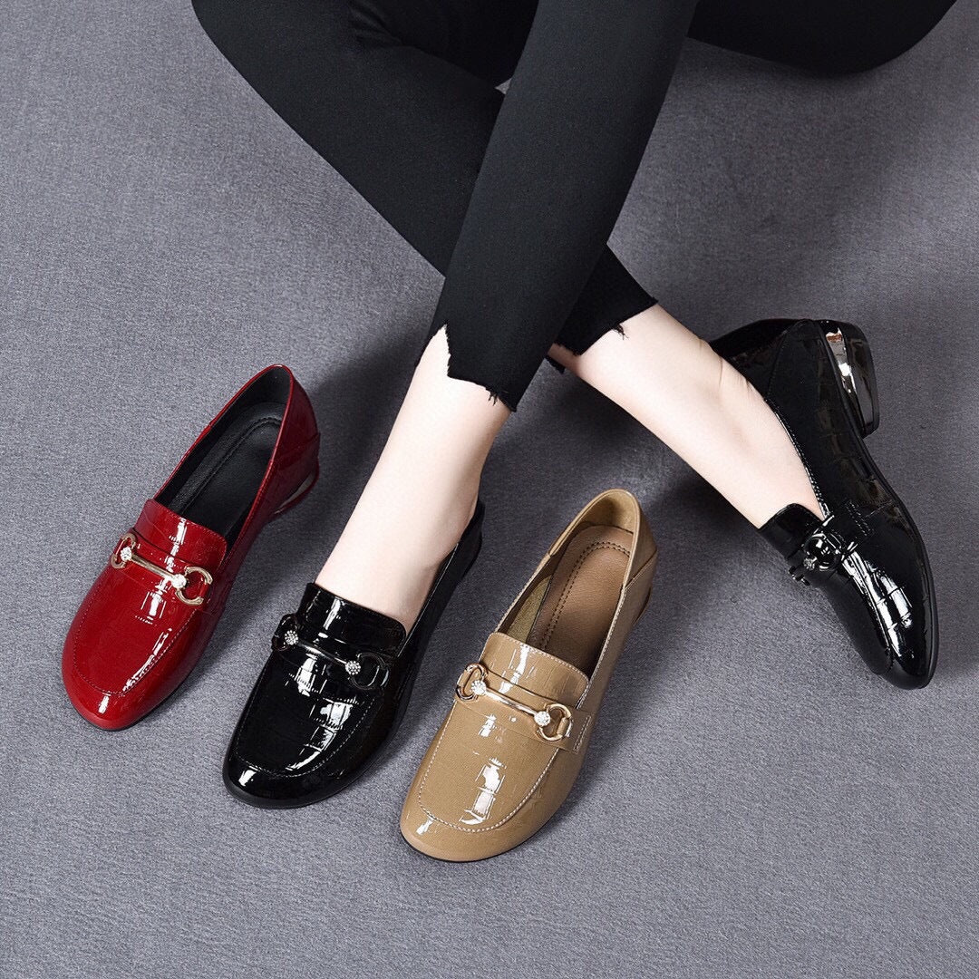 Women's Small Genuine Soft Bottom Surface Flat Leather Shoes