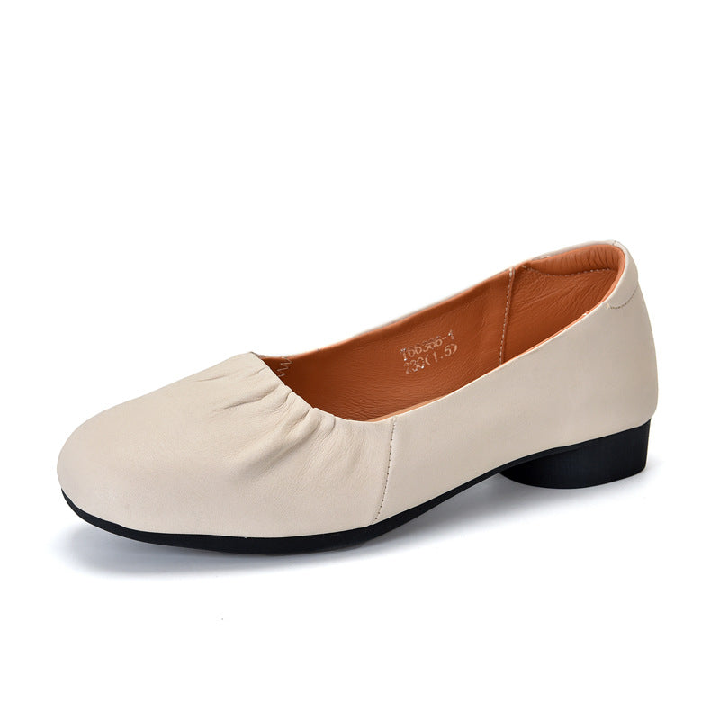 Women's Price Low-cut Round Head Grandma Cowhide Soft Casual Shoes