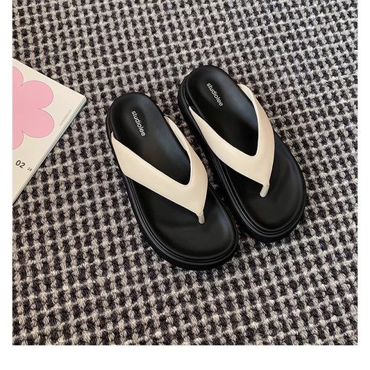 Women's Flip-flops Summer Wear Thick Bottom Round Slippers