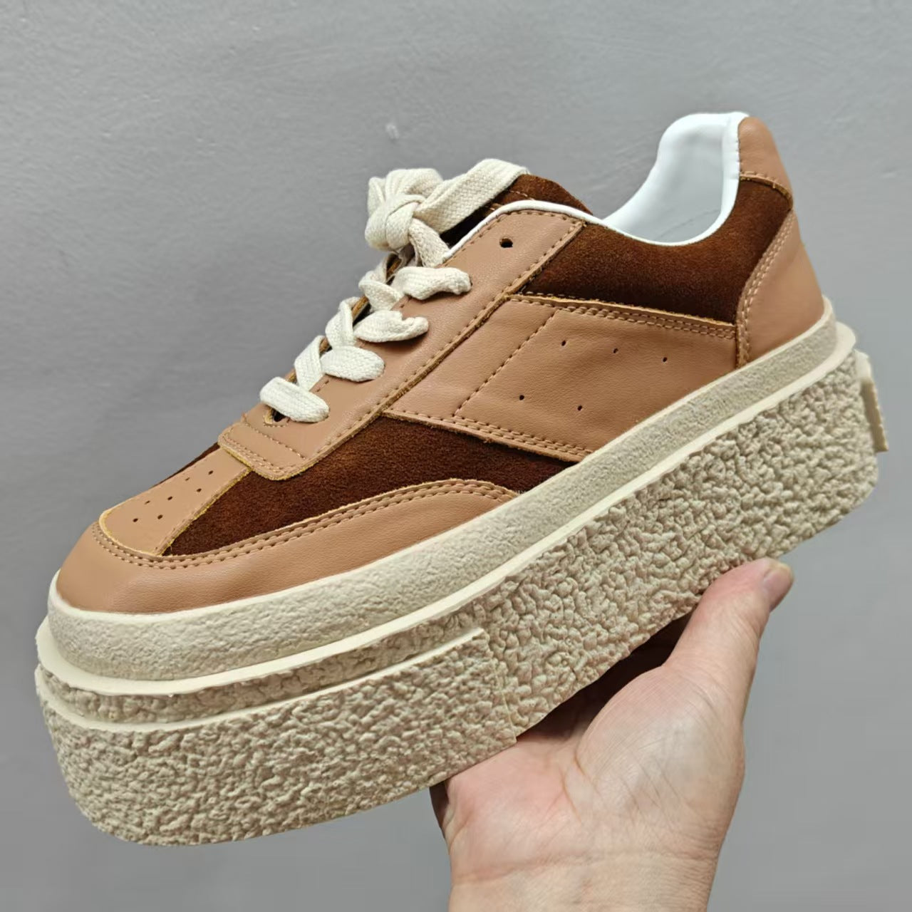 Women's Autumn Platform White Biscuit Shape Small Sneakers