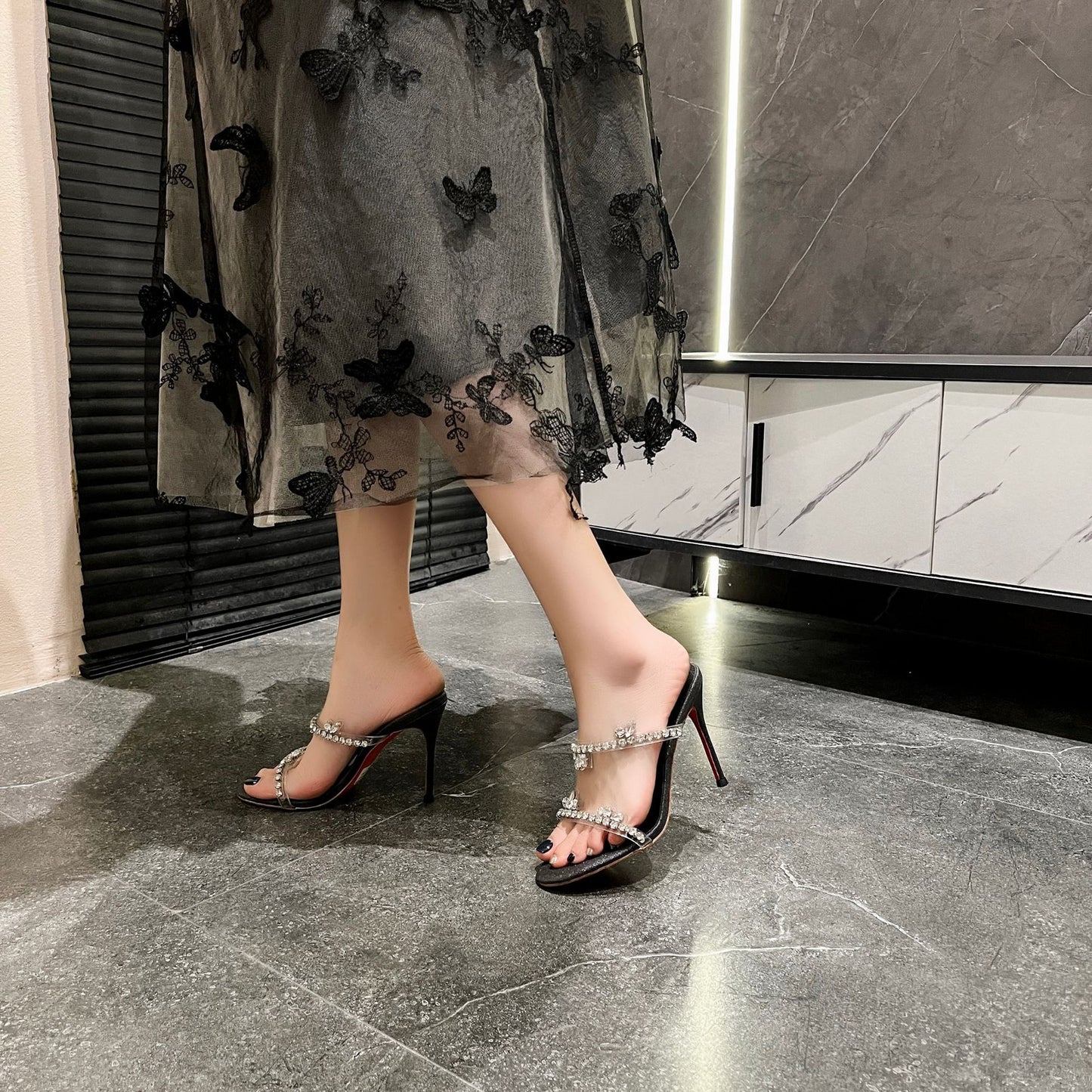 Women's Rhinestone With Sier Strap Stiletto Crystal Transparent Heels