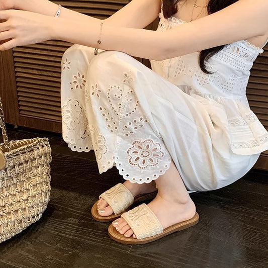 Women's Flat Strap Embroidered Roman Outdoor Seaside Slippers