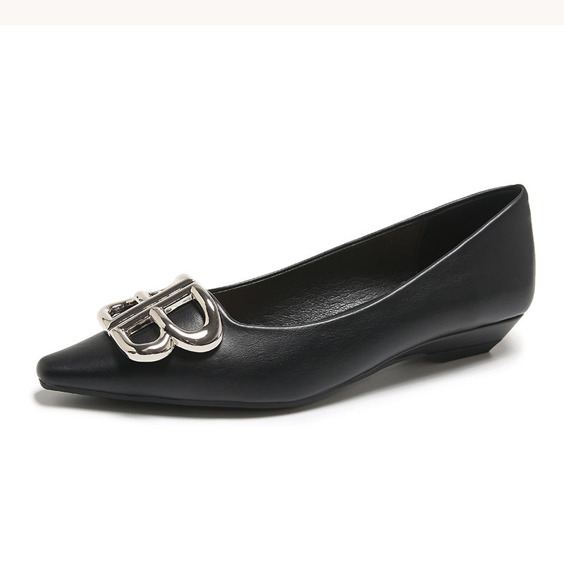 Design Metal Buckle Pointed Patent Low Heels