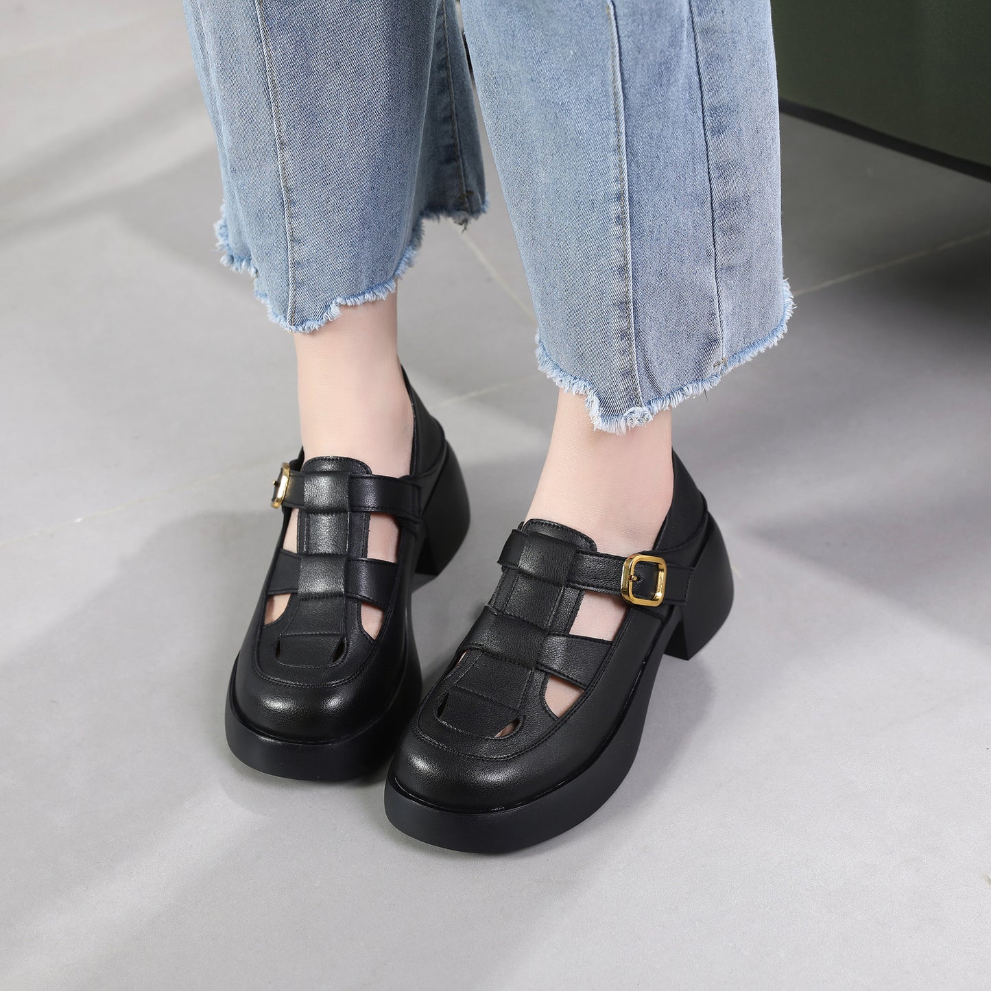 Women's Toe Platform Flat-heeled Breathable Hollow Hole Pitcher Sandals