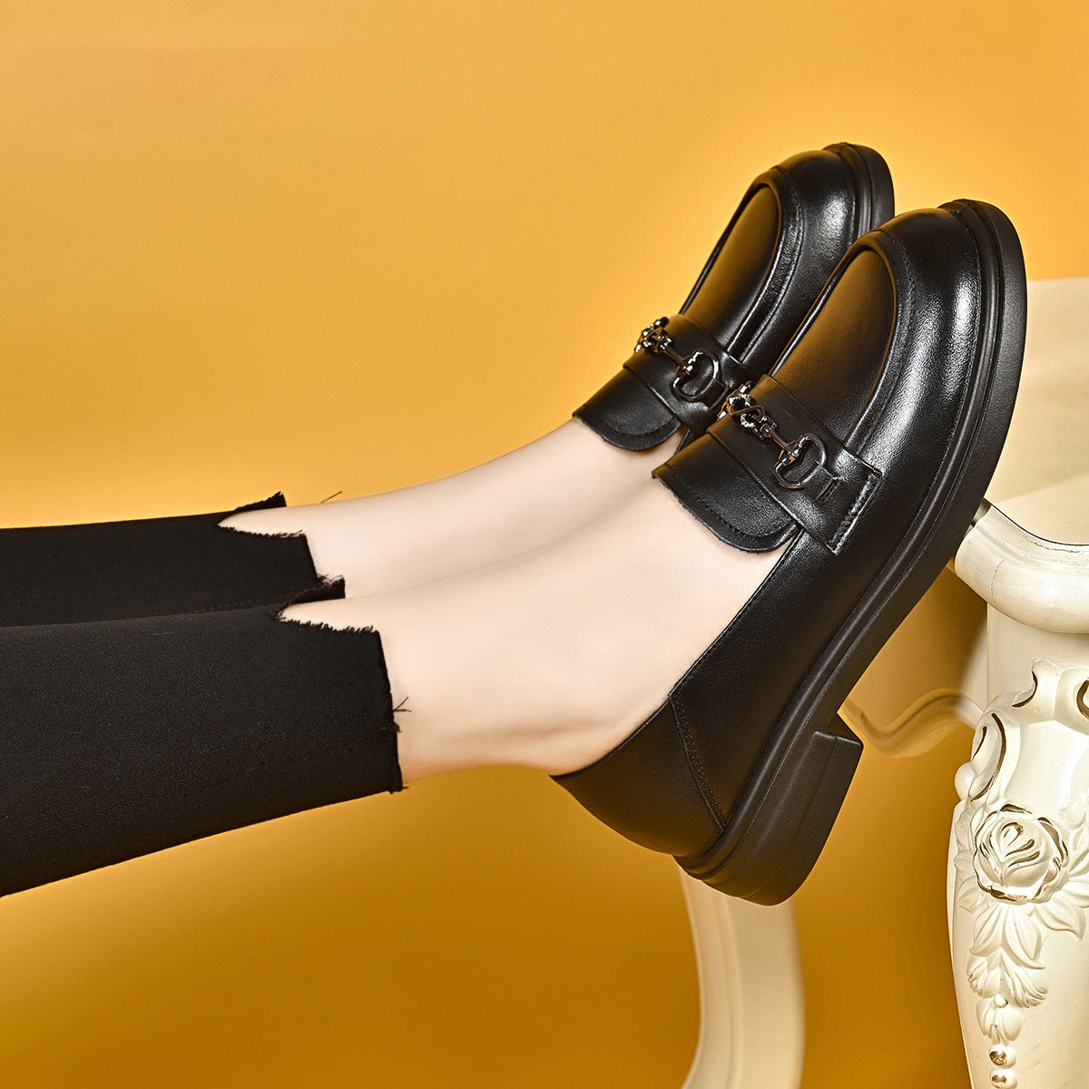 Women's Round Toe Flats Autumn British First Layer Loafers