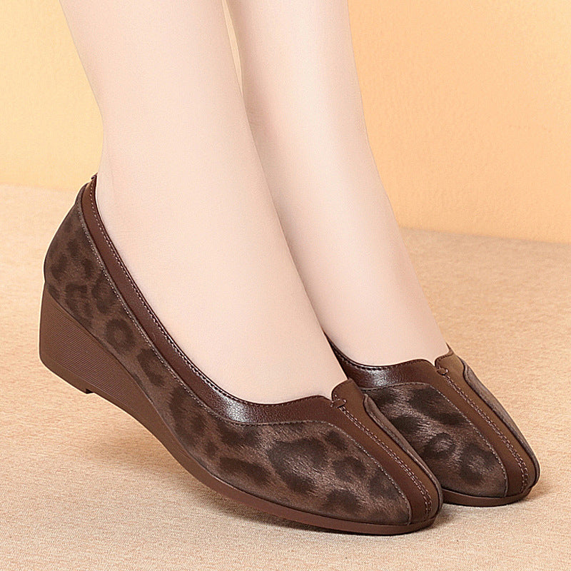 Women's Versatile Single-layer Round Toe Wedge Soft Not Tired Feet Women's Shoes