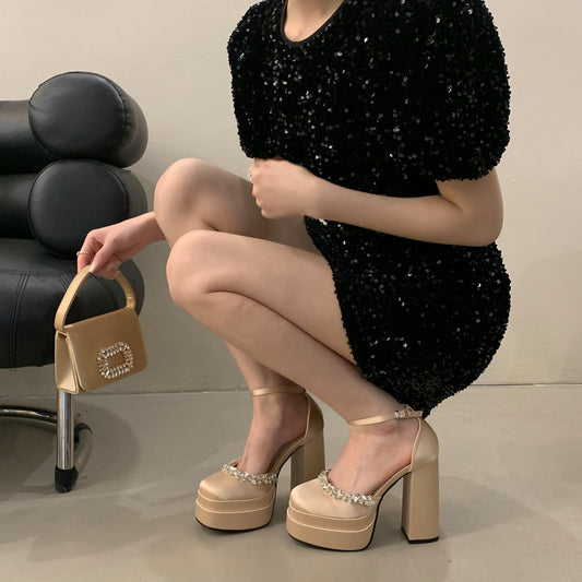 Women's Refined Rhinestone Small Platform Chunky Closed Toe Heels