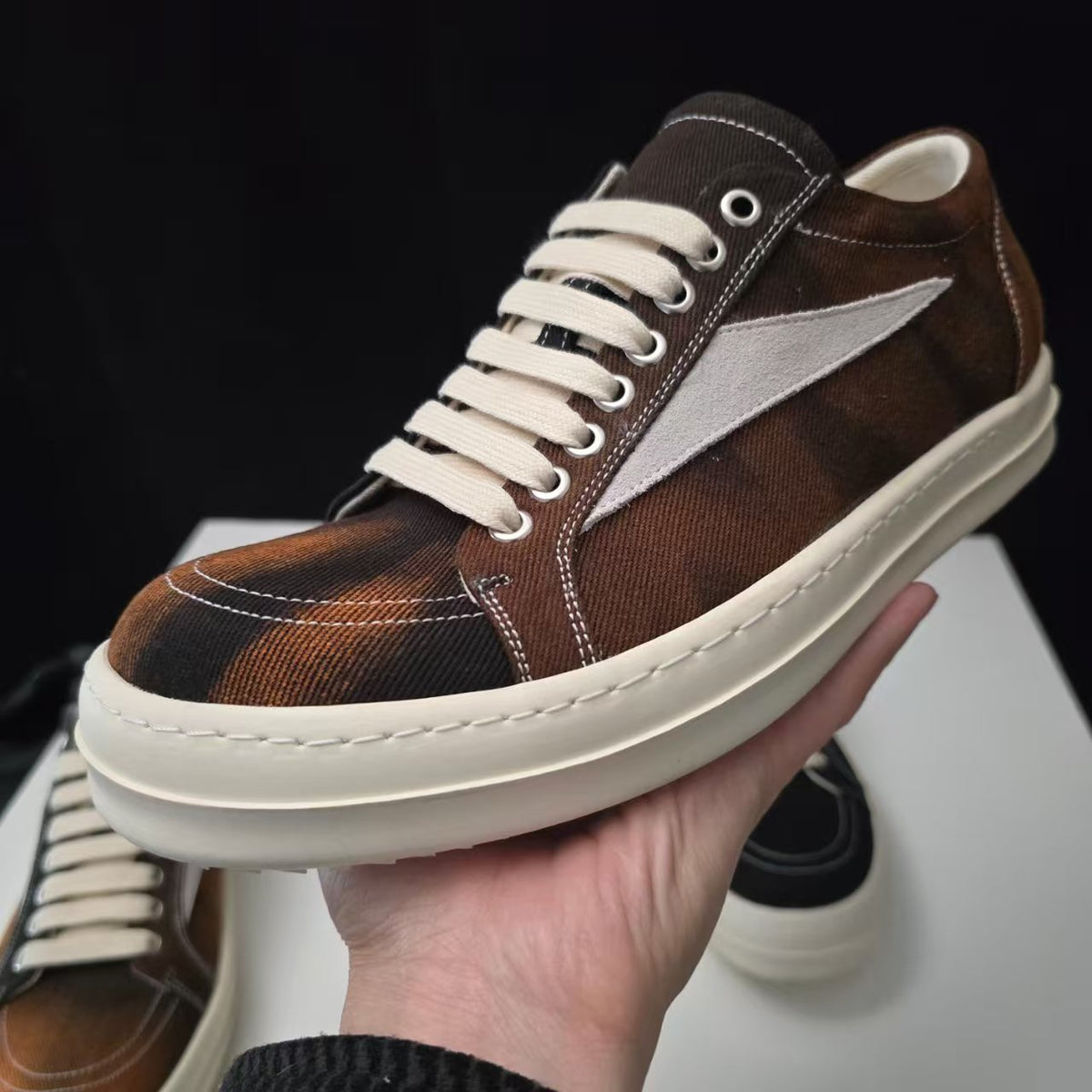 Air Force Style Round Toe Flat Men's Board Shoes