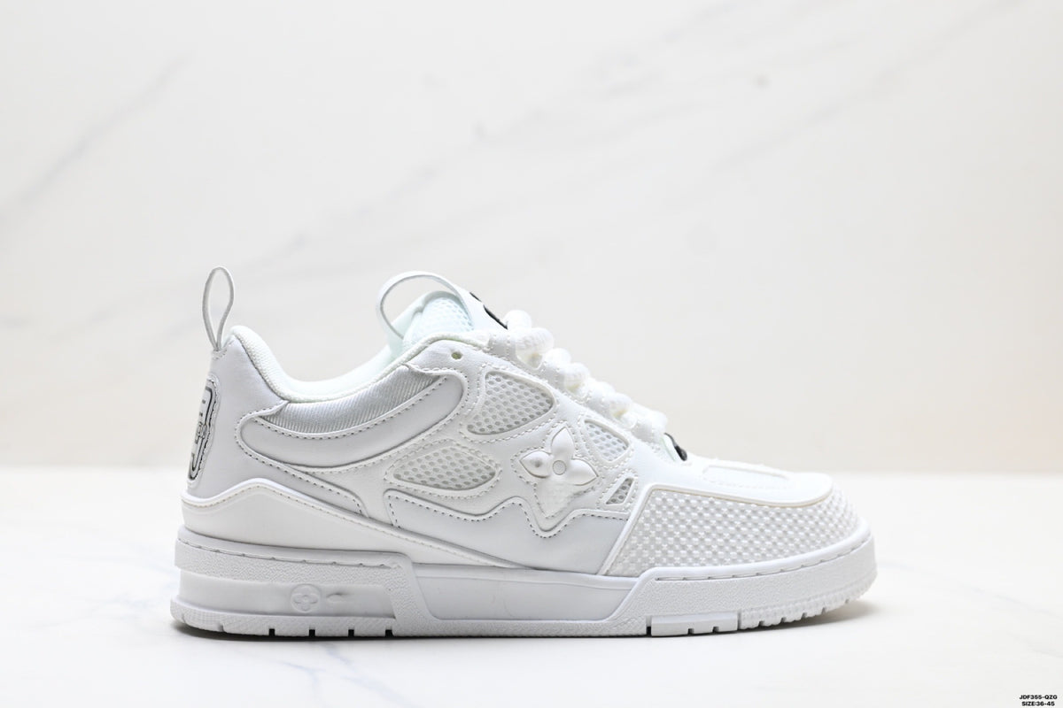 Women's & Men's Moving Retro Couple White Fashionable Market Men's Board Shoes