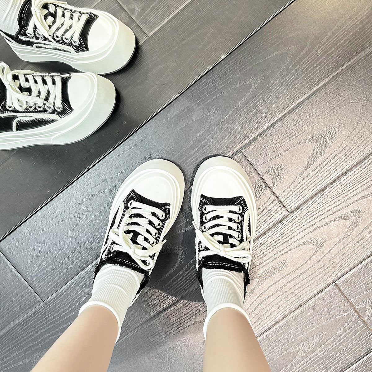 Women's Increasing Insole Thick-soled Frayed Big Toe Canvas Shoes