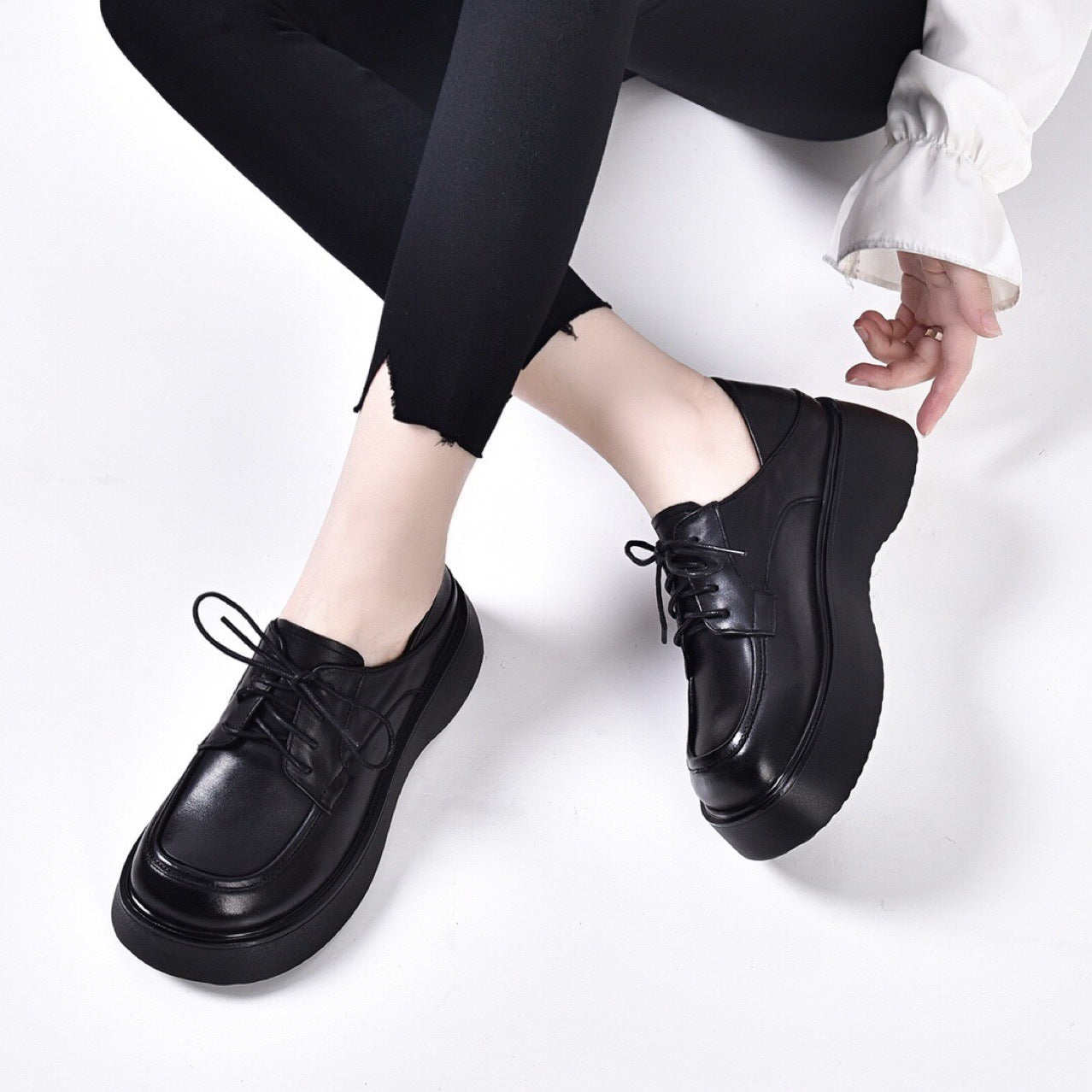 Women's Round Toe Big Head Black Genuine Casual Shoes