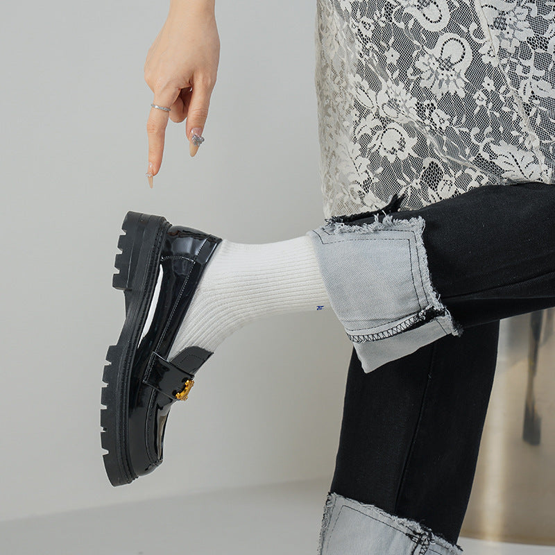 Women's Small Spring Genuine England Style Triumph Door Latch Casual Shoes
