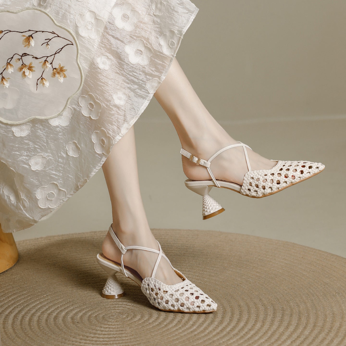 Women's French Woven Closed Toe Summer Pointed Heels