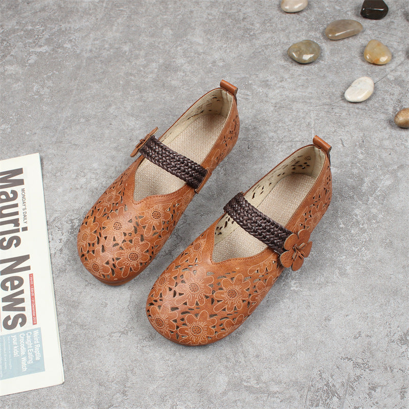 Women's Artistic Retro Flat Round Toe Hole Sandals