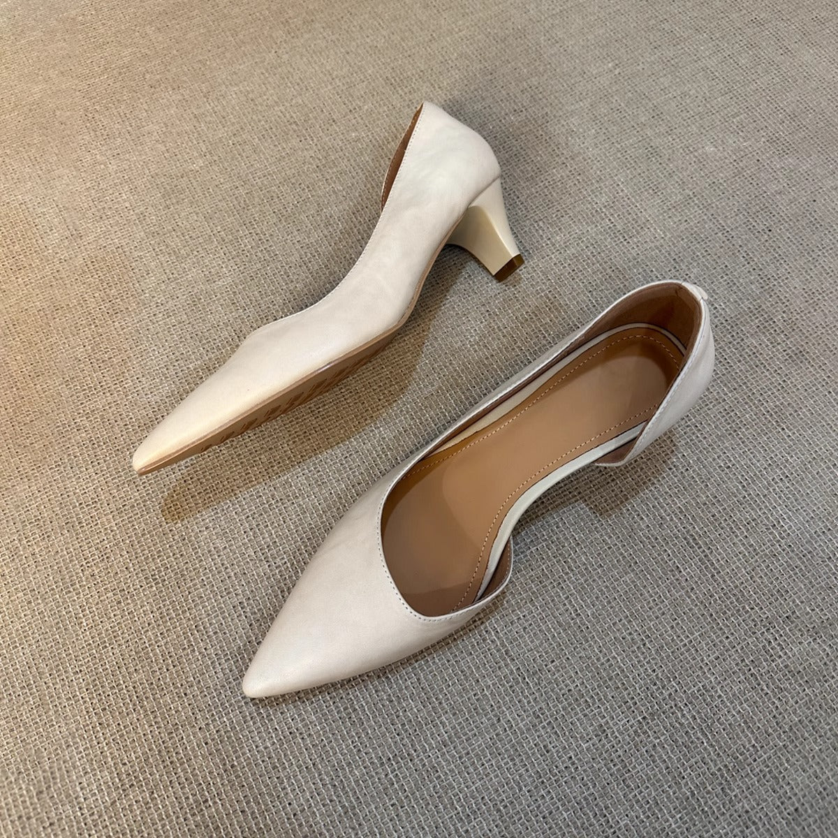 Women's Sheepskin Version French Pointed High Slip-on Heels